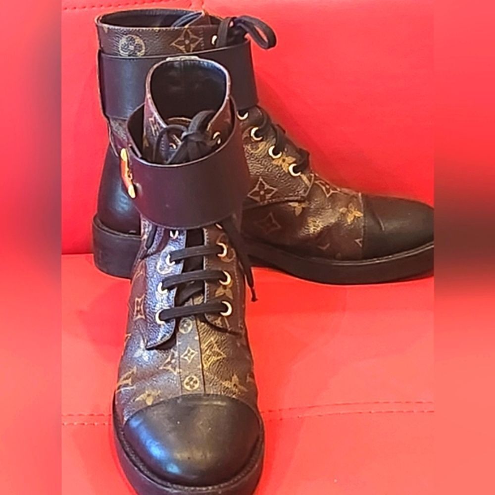 Louis Vuitton Brown and Black Monogram Boots - Picture 6 of 12